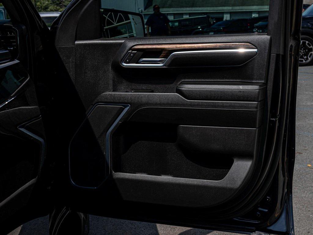 used 2024 GMC Sierra 1500 car, priced at $47,990