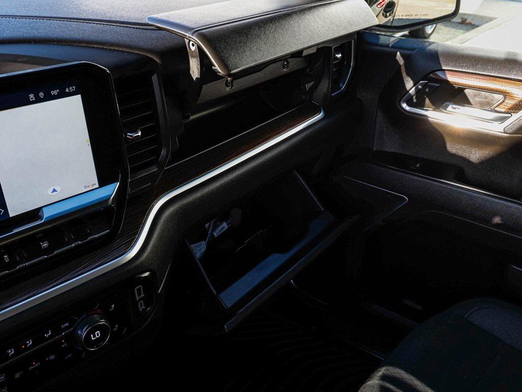 used 2024 Chevrolet Silverado 1500 car, priced at $39,990