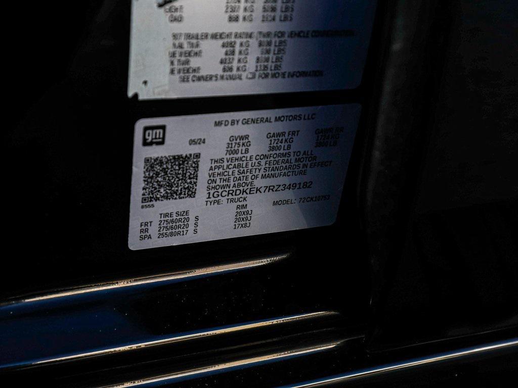 used 2024 Chevrolet Silverado 1500 car, priced at $39,990