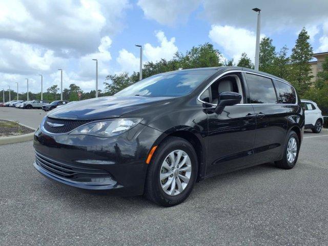 used 2017 Chrysler Pacifica car, priced at $11,495