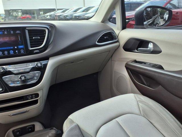 used 2017 Chrysler Pacifica car, priced at $11,495