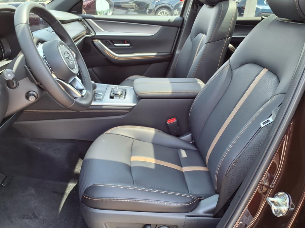new 2025 Mazda CX-90 car, priced at $51,140