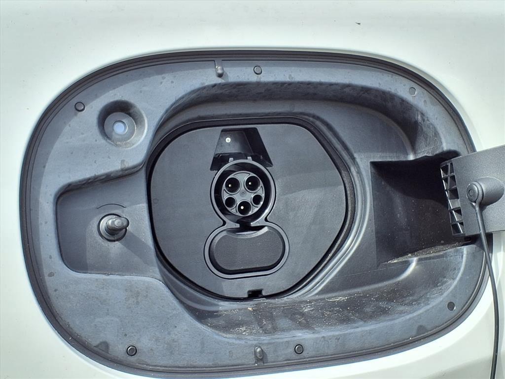 new 2025 Mazda CX-70 PHEV car, priced at $53,962