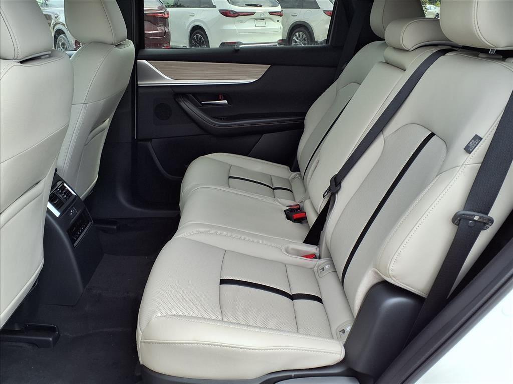 new 2025 Mazda CX-70 PHEV car, priced at $53,962