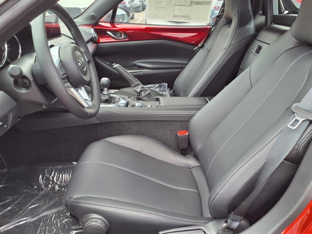 new 2025 Mazda MX-5 Miata RF car, priced at $38,307