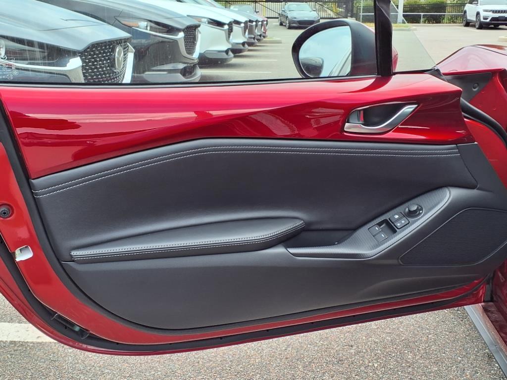 new 2025 Mazda MX-5 Miata RF car, priced at $38,307