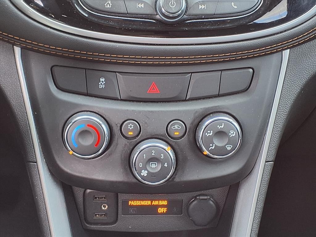 used 2022 Chevrolet Trax car, priced at $16,395