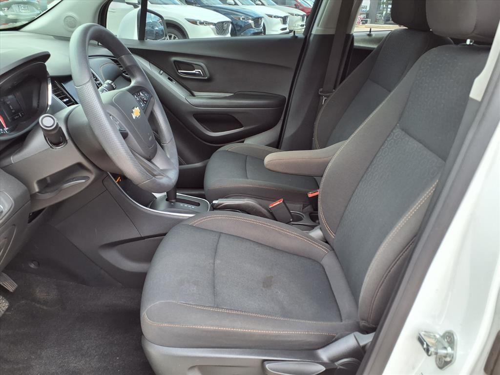 used 2022 Chevrolet Trax car, priced at $16,395
