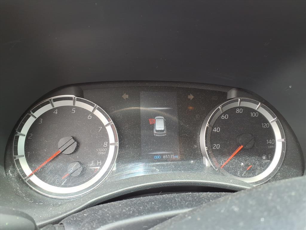 used 2022 Toyota Highlander car, priced at $26,595