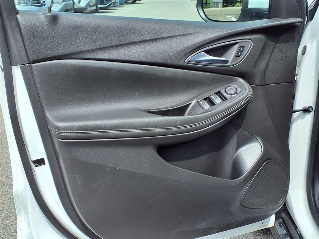 used 2024 Buick Encore GX car, priced at $19,995