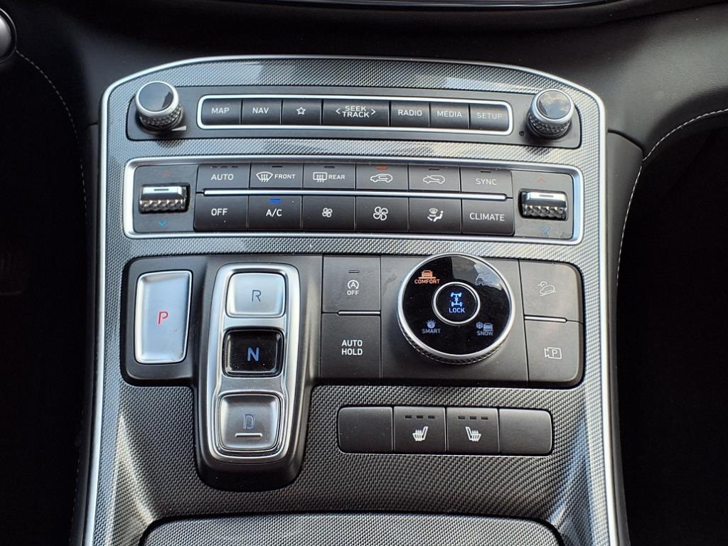 used 2023 Hyundai Santa Fe car, priced at $20,995