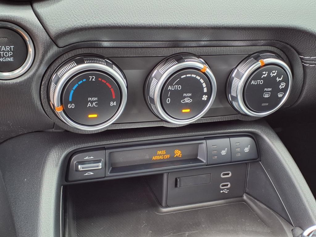 new 2025 Mazda MX-5 Miata RF car, priced at $39,574