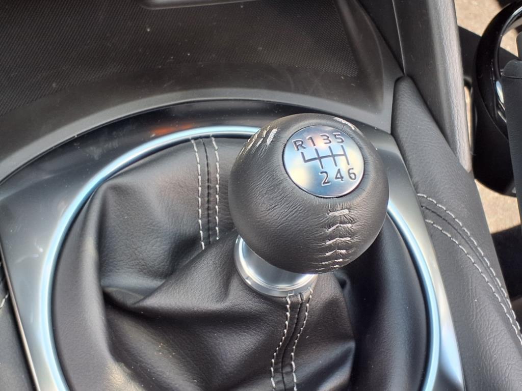 new 2025 Mazda MX-5 Miata car, priced at $35,624