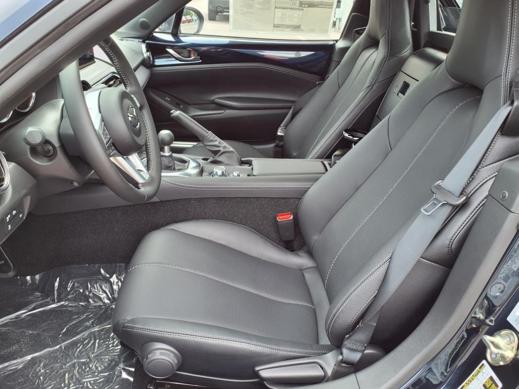 new 2025 Mazda MX-5 Miata RF car, priced at $37,796