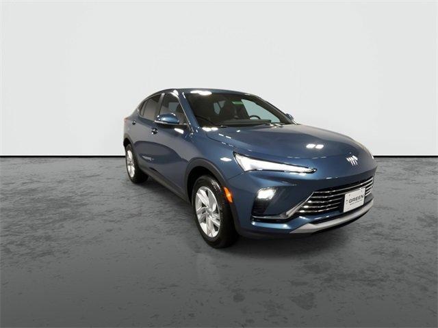 new 2025 Buick Envista car, priced at $25,280