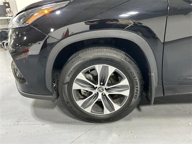 used 2023 Toyota Highlander car, priced at $38,705