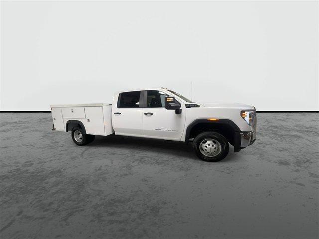 new 2025 GMC Sierra 3500 car, priced at $75,141