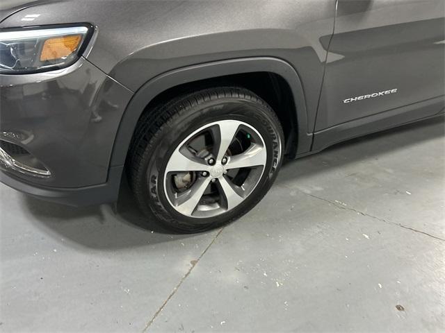 used 2019 Jeep Cherokee car, priced at $16,550