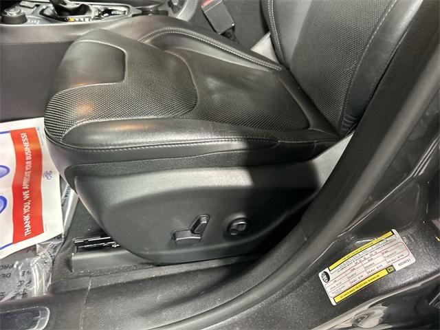 used 2019 Jeep Cherokee car, priced at $16,550