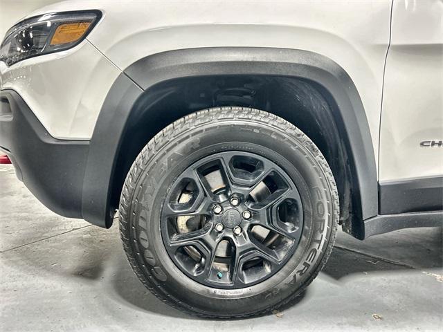 used 2021 Jeep Cherokee car, priced at $21,644