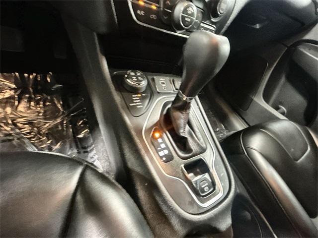 used 2021 Jeep Cherokee car, priced at $21,644