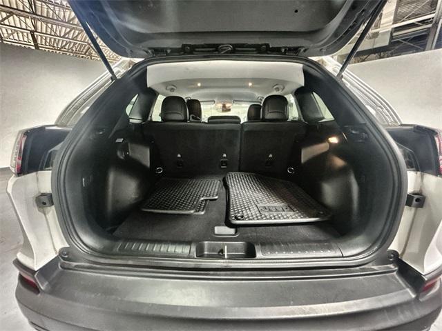 used 2021 Jeep Cherokee car, priced at $21,644