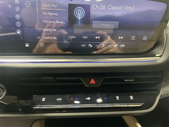 used 2024 Buick Envision car, priced at $31,752