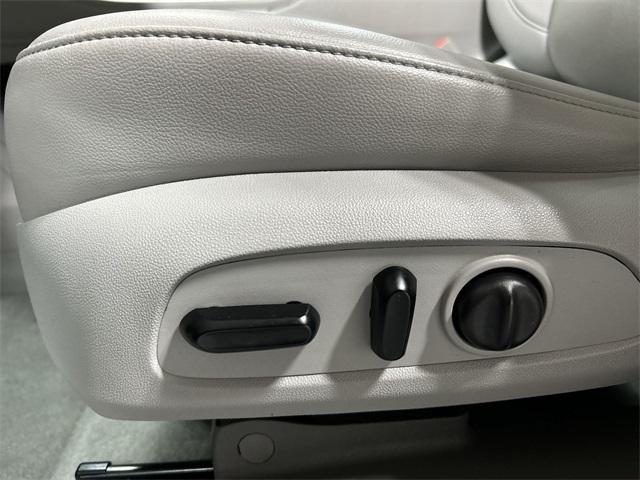 used 2022 GMC Acadia car, priced at $29,403
