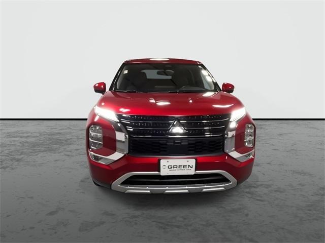 used 2023 Mitsubishi Outlander car, priced at $25,900