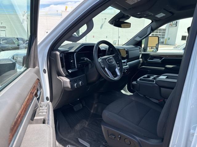 used 2025 GMC Sierra 2500 car, priced at $58,640