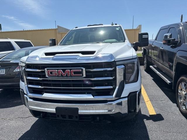 used 2025 GMC Sierra 2500 car, priced at $58,640