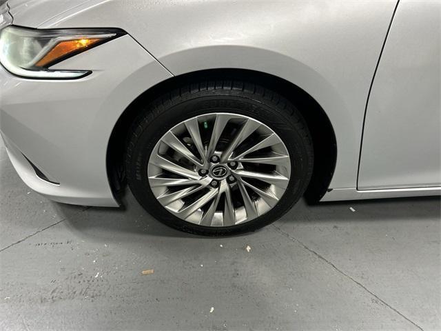 used 2019 Lexus ES 350 car, priced at $30,244