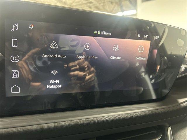 new 2025 Buick Envista car, priced at $23,880