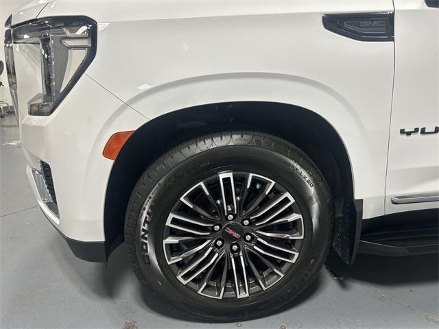 used 2023 GMC Yukon car, priced at $58,171