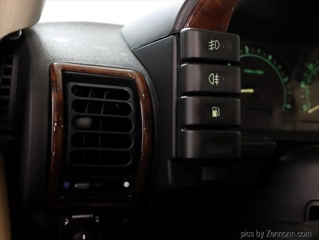 used 2004 Land Rover Discovery car, priced at $14,990