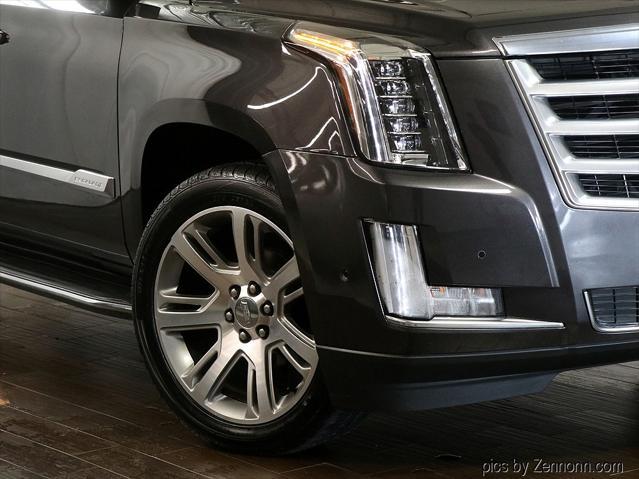 used 2017 Cadillac Escalade ESV car, priced at $26,990