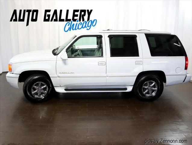 used 2000 Cadillac Escalade car, priced at $9,990