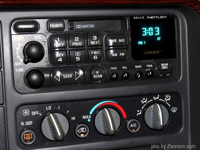 used 2000 Cadillac Escalade car, priced at $9,990