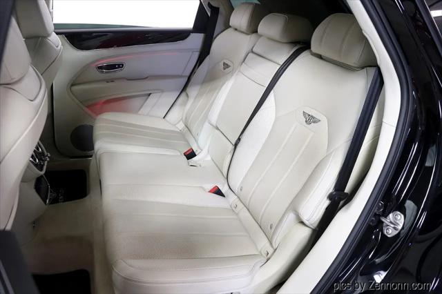 used 2021 Bentley Bentayga car, priced at $118,990