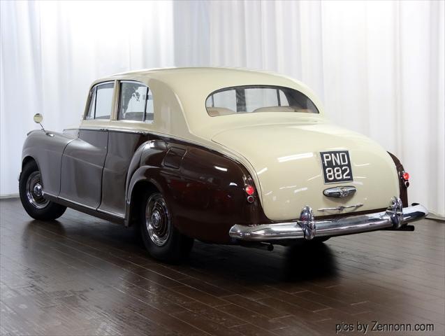 used 1954 Bentley R-Type car, priced at $46,990