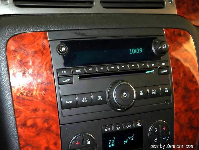 used 2008 Chevrolet Avalanche car, priced at $13,990