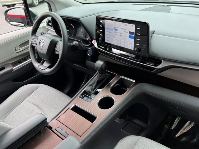 used 2024 Toyota Sienna car, priced at $41,500