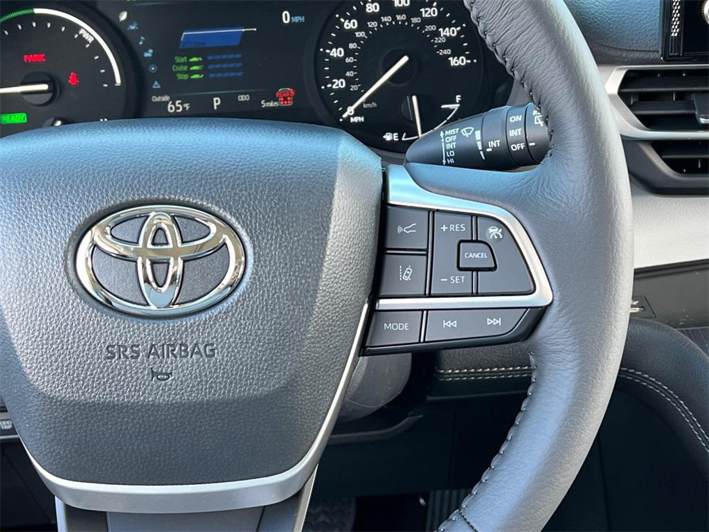 new 2025 Toyota Sienna car, priced at $48,355