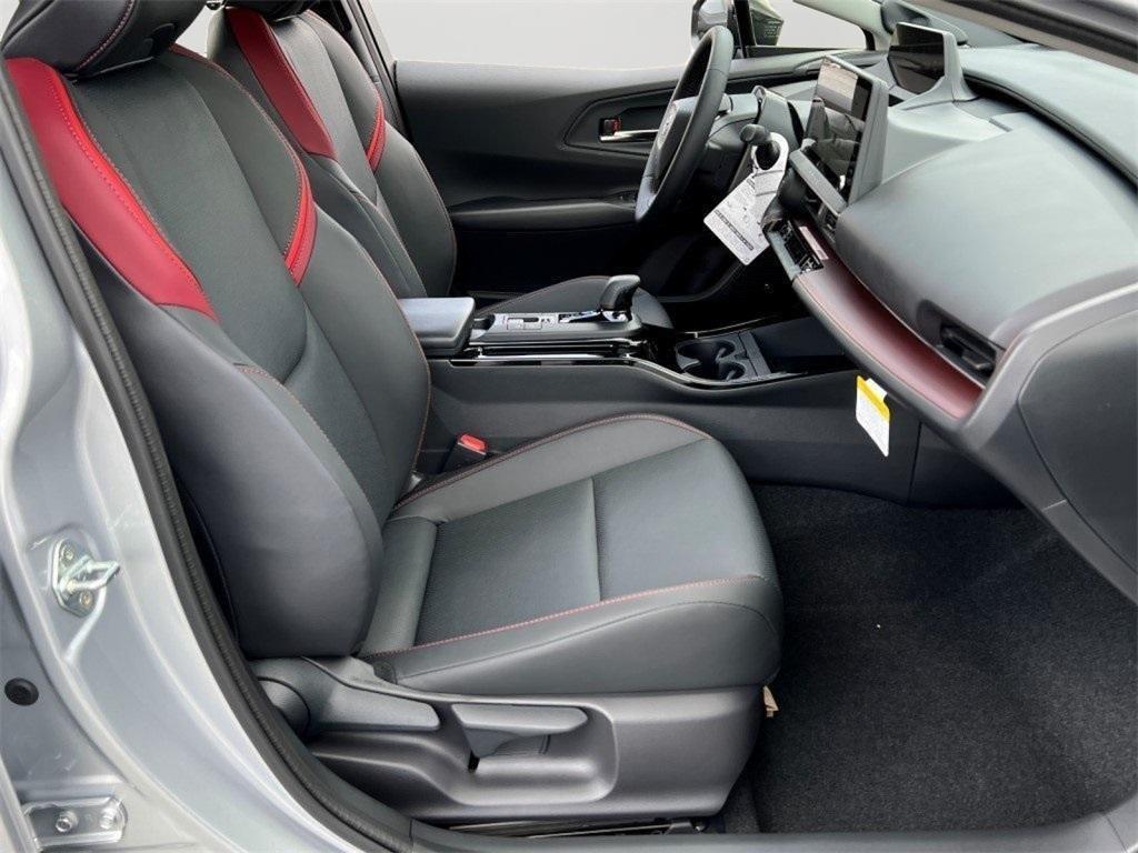 new 2025 Toyota Prius Plug-In Hybrid car, priced at $43,819
