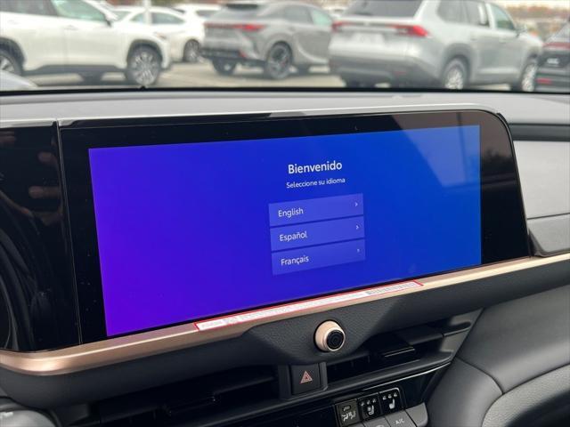 used 2025 Toyota Crown Signia car