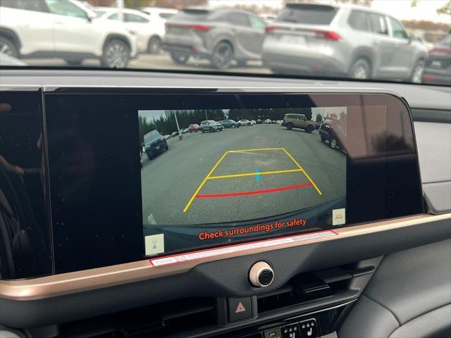 used 2025 Toyota Crown Signia car