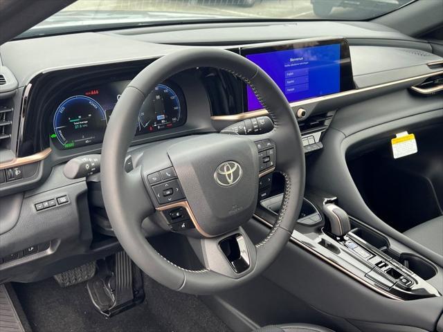 used 2025 Toyota Crown Signia car