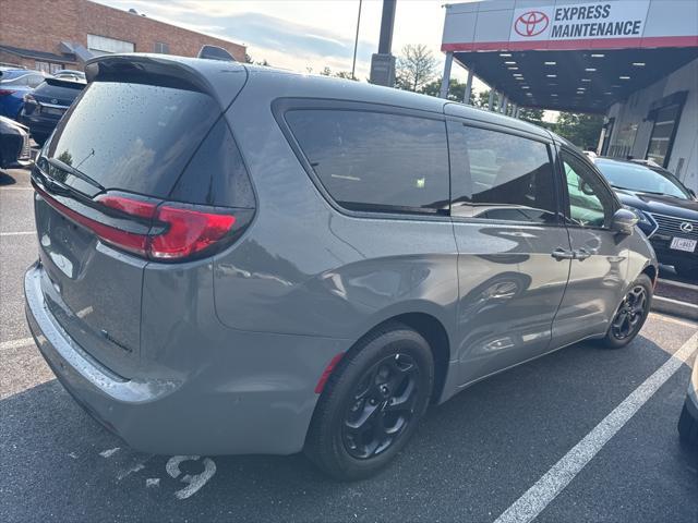used 2022 Chrysler Pacifica Hybrid car, priced at $24,500