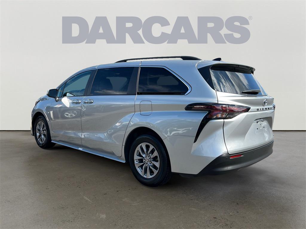 used 2023 Toyota Sienna car, priced at $40,399