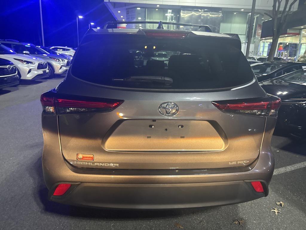 used 2023 Toyota Highlander car, priced at $32,220
